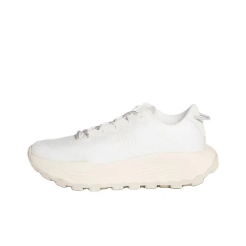 MIU MIU Низкий топ Повседневная обувь Женская Белая