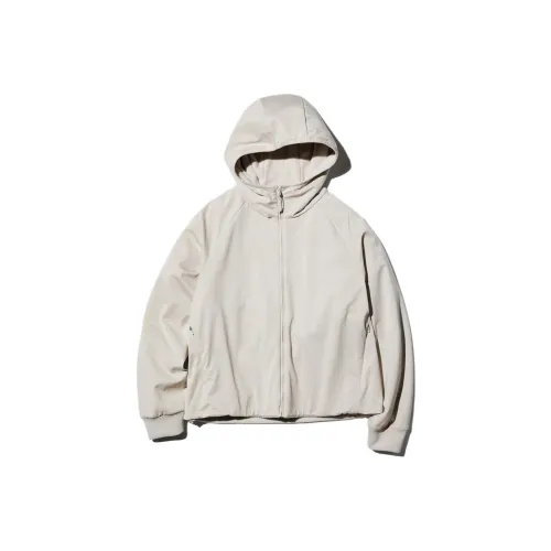 UNIQLO Светлый Бежевый Женский Куртки