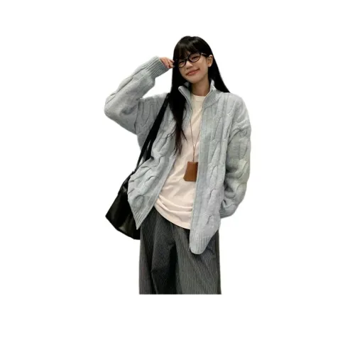 REMOULD Молочно-синий Свитер Женские Трикотаж