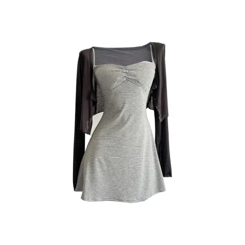 Icicofficial Светло-серый Комплекты Женские Юбка-костюм