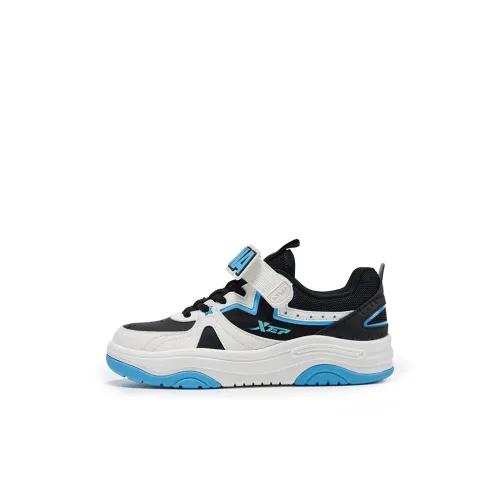 XTEP Устойчивые к истиранию противоскользящие низкие кеды для скейтбординга Черный Изумруд Озерный Синий