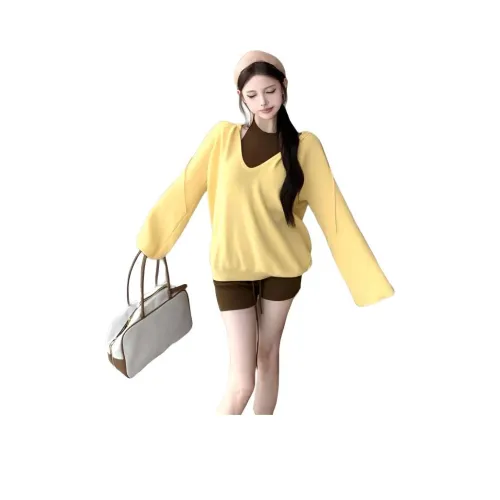 REMOULD Желтый Свитер+Майка+Шорты Женские Повседневные Костюмы