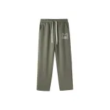 Оливковый зеленый