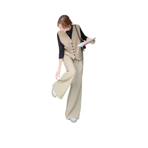 BANDICOOT Khaki Женские Повседневные Костюмы