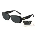 Чёрная оправа с серыми линзами.