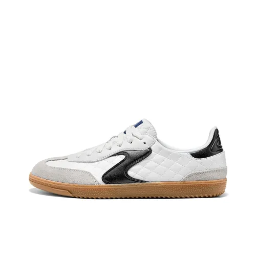 Skechers Hotshot Cool Transition Устойчивые к истиранию Низкие Кроссовки для скейтбординга Женские Белые Черные