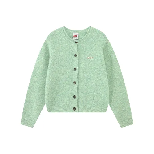 F426 Унисекс Свитера