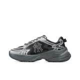 Серебристо-черный