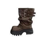 Коричневый