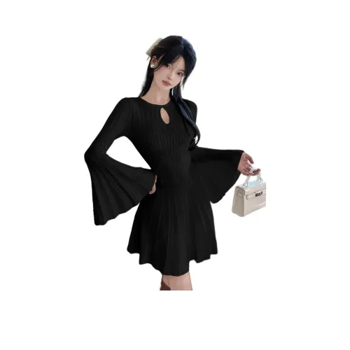 REMOULD Длинное платье с длинным рукавом женское