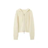 Молочно-белый