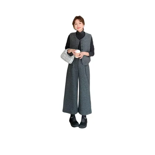 BANDICOOT Серый Женские Повседневные Костюмы