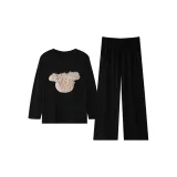 Мягкий и черный