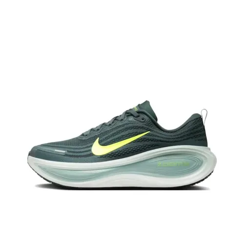 Nike Vomero Plus Беговые кроссовки Мужской Зеленый