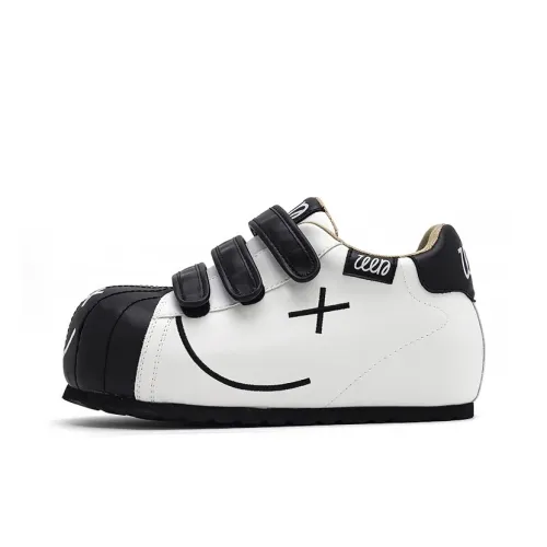 Little Red Man Повседневная обувь Женская