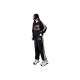 Чёрный, с флисовой подкладкой, стиль позиционирования