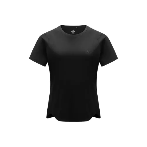 Комплект Under Armour с короткими рукавами футболка женская