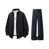 Чёрный топ + синие штаны