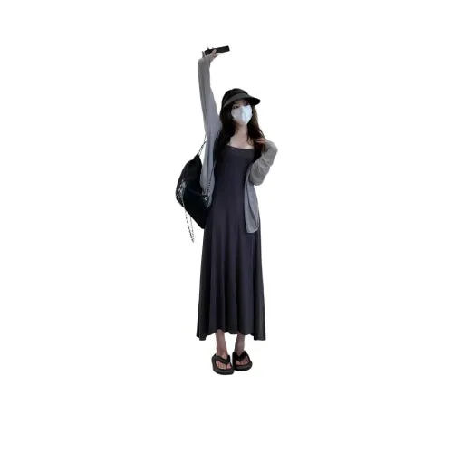 REMOLD Женские Комплекты с Юбкой