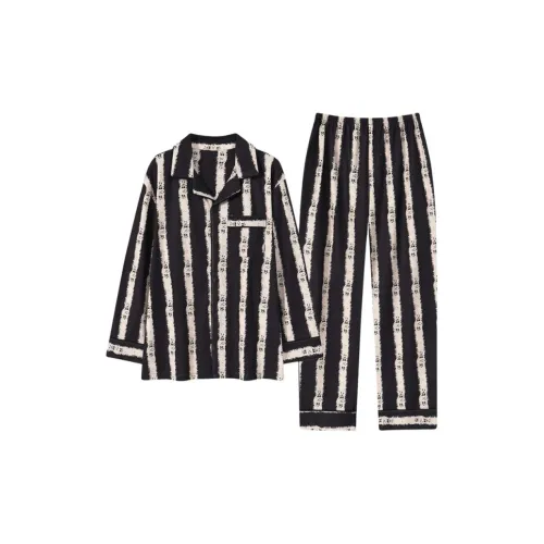 Пижамный комплект для мужчин от Floating Light Islands