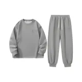 Серый топ + серые штаны