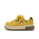 Желто-коричневый