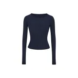 Темно-синий топ