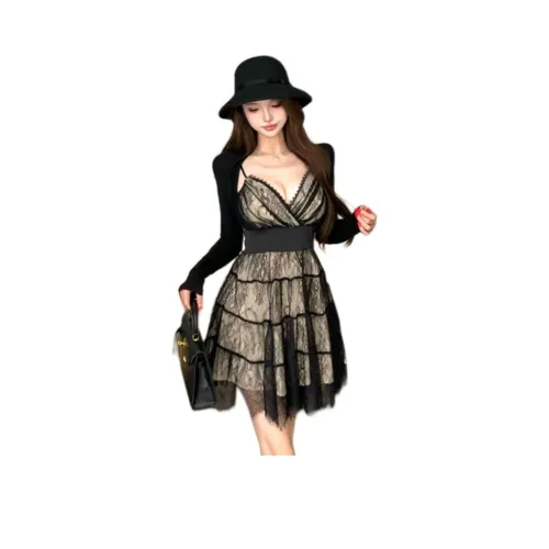 REMOULD Черный Женский Комплект с Юбкой