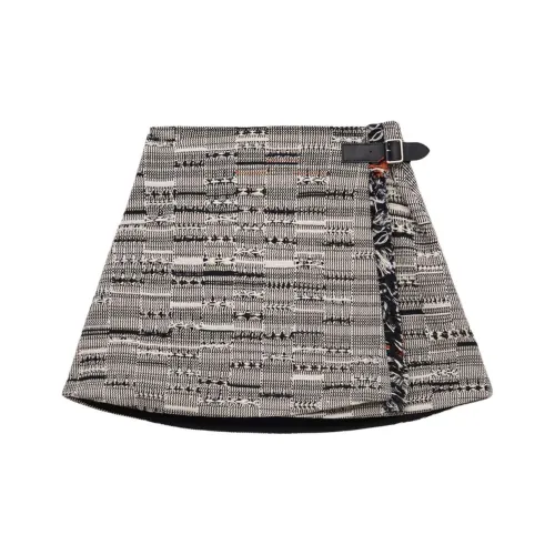 LOEWE Повседневные короткие юбки Женские