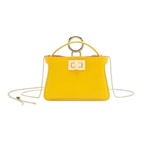 FENDI Peekaboo Кожа Наппа Монетница Сумка через плечо Экстра мини Женская Желтая