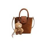 Коричневый