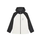 Цвет тофу - глубокий черный