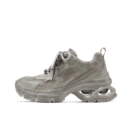 GG CC визуально увеличивает рост Низкий топ Потертый Платформа Массивные кроссовки Женские