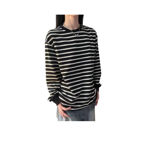 BLACK AT Унисекс T-рубашки