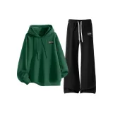 Forest Green (Mb Sunset Coconut Green Island Chest Logo) + Black (Mb Sunset Coconut Green Island Pants Logo)  
Лесной зеленый (Mb Sunset Coconut Green Island Логотип на груди) + Черный (Mb Sunset Coconut Green Island Логотип на штанах)