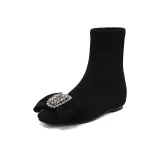 Чёрный, короткий