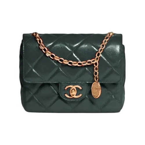 CHANEL Lambskin Clutch Women's Green CHANEL Клатч из овечьей кожи женский зеленый
