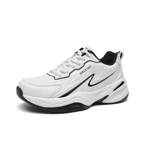 Черные кроссовки для бега с низким верхом Tailled Deer мужские