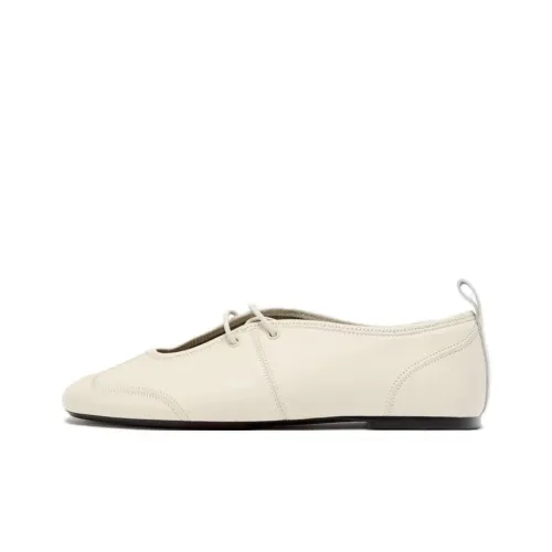 ZARA Повседневная обувь 1 см Женская Белая