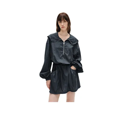 Fabrique Длинное платье с длинными рукавами женское