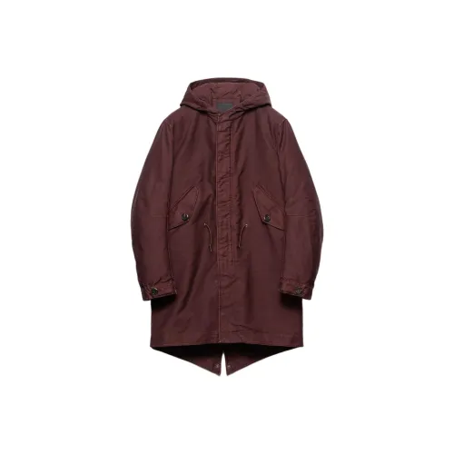 PRADA Коричневый Женские Пуховики