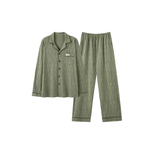 Удобный и освежающий комплект пижам для мужчин