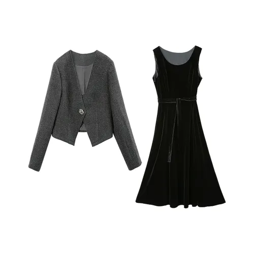 Комплект с юбкой A Paradise For Awakening для женщин