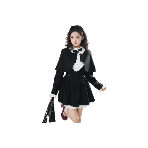 Kiki Clothing Boutique Комплект с юбкой Женские