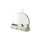 Кремово-зеленый