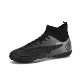 Черные сломанные шипы