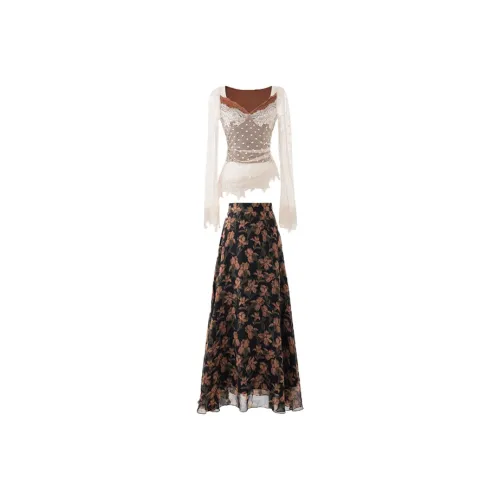 COVT Женские Комплекты с Юбкой