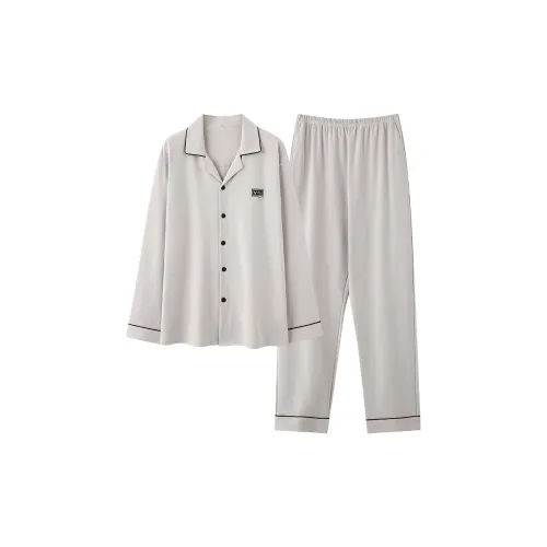 Удобный и освежающий комплект пижам для мужчин