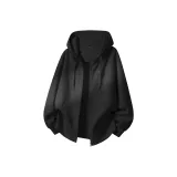 Чёрный (с чёрным логотипом на груди)