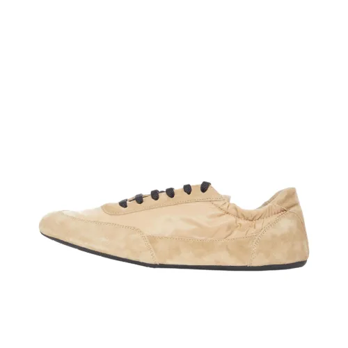 PRADA Низкий топ Повседневная обувь Женская Коричневый